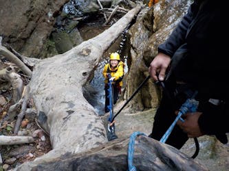 Abseiling and canyoning adventure at Juggler Canyon in Blue Mountains